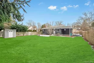 46 Ellen Pl, Kings Park, NY 11754 - Photo 5