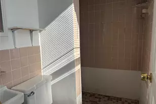 49 5th St, New Rochelle, NY 10801 - Photo 7