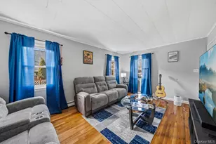 169 Wilton St, New Hyde Park, NY 11040 - Photo 3