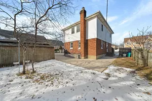 169 Wilton St, New Hyde Park, NY 11040 - Photo 13