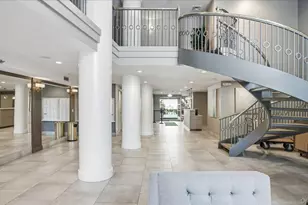 100 Cutter Mill Rd, Great Neck, NY 11021 - Photo 3