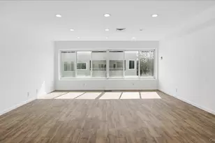 100 Cutter Mill Rd, Great Neck, NY 11021 - Photo 5