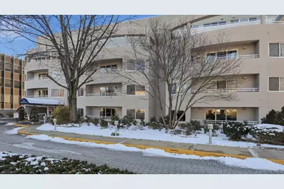 100 Cuttermill Road #4M, Great Neck, NY 11021 - Photo 1