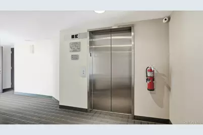 100 Cuttermill Road #4M, Great Neck, NY 11021 - Photo 5