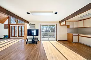 32 Old Canoe Place Rd, Hampton Bays, NY 11946 - Photo 7