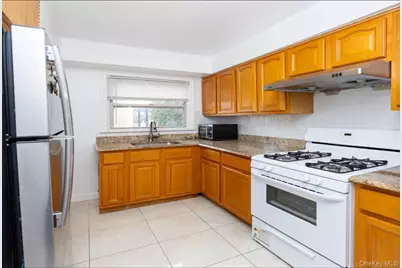 25-26 Bayside Lane, Bayside, NY 11358 - Photo 3