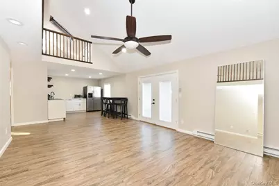 3 Berryhill Lane, Bethpage, NY 11714 - Photo 27