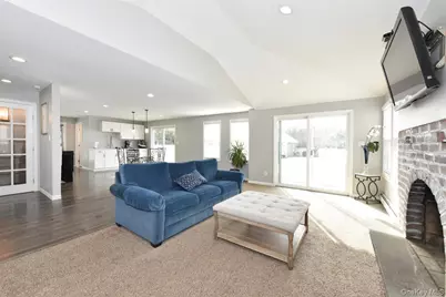 3 Berryhill Lane, Bethpage, NY 11714 - Photo 5