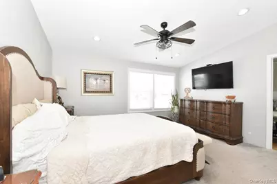 3 Berryhill Lane, Bethpage, NY 11714 - Photo 11