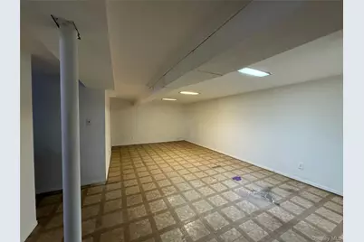 9 Hayrick Lane, Commack, NY 11725 - Photo 17