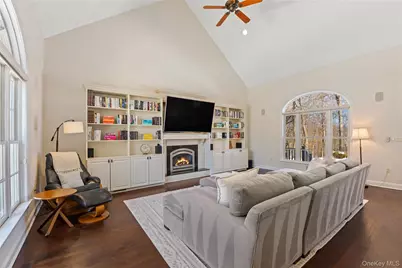 2 Red Oak Trail, Cortlandt Manor, NY 10567 - Photo 9