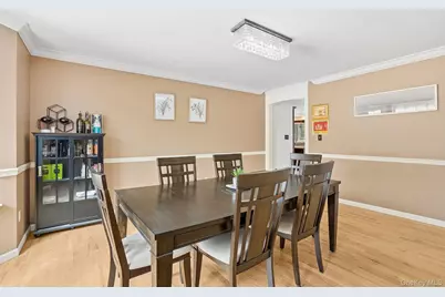 1010 Pine View, New Windsor, NY 12553 - Photo 5