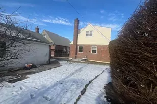 227-50 Murdock Ave, Queens Village, NY 11429 - Photo 15