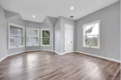 178 N Ocean Avenue, Patchogue, NY 11772 - Photo 15