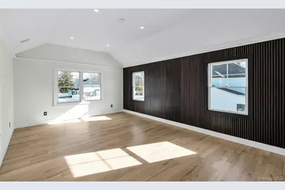 3 Carmine Court, Commack, NY 11725 - Photo 17