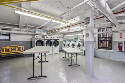 72-34 Austin #D3, Forest Hills, NY 11375 - Photo 9