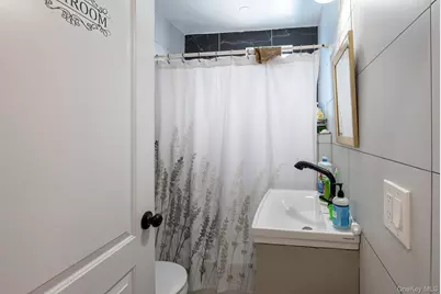 433 Elm Street, Port Chester, NY 10573 - Photo 11