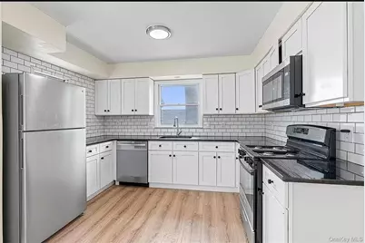 433 Elm Street, Port Chester, NY 10573 - Photo 3