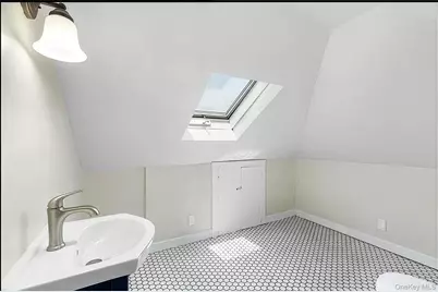 433 Elm Street, Port Chester, NY 10573 - Photo 13