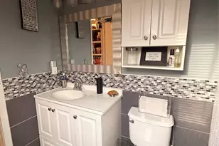 2712 Schleigel Blvd, Amityville, NY 11701 - Photo 23