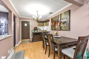 16 Layton St, Freeport, NY 11520 - Photo 5