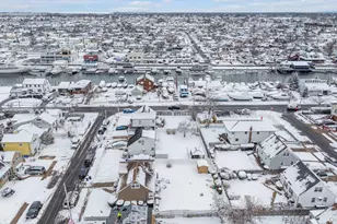 16 Layton St, Freeport, NY 11520 - Photo 19