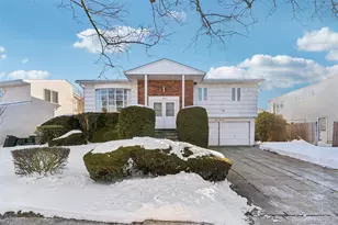 1864 Cynthia Ln, Merrick, NY 11566 - Photo 1