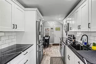 95 Sound Beach Blvd, Sound Beach, NY 11789 - Photo 15