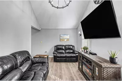 95 Sound Beach Boulevard, Sound Beach, NY 11789 - Photo 19