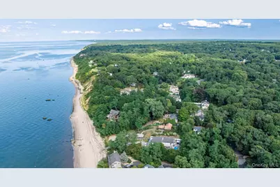 95 Sound Beach Boulevard, Sound Beach, NY 11789 - Photo 3