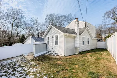 95 Sound Beach Boulevard, Sound Beach, NY 11789 - Photo 5