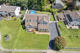3 Crystal Brook Ct, Islip, NY 11751 - Photo 47