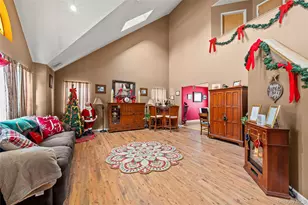 3 Crystal Brook Ct, Islip, NY 11751 - Photo 5