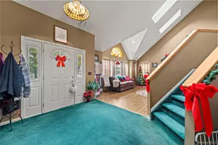 3 Crystal Brook Ct, Islip, NY 11751 - Photo 9