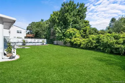 3 Crystal Brook Court, Islip, NY 11751 - Photo 31