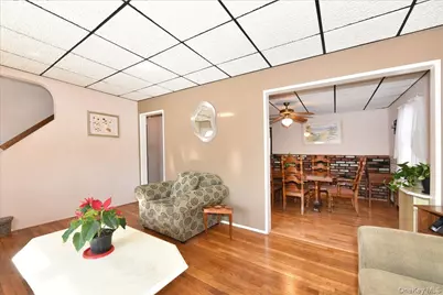 236 Thelma Avenue, Merrick, NY 11566 - Photo 9