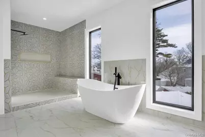 45 Ramble Lane, Levittown, NY 11756 - Photo 37