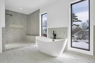 45 Ramble Ln, Levittown, NY 11756 - Photo 37