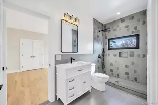 45 Ramble Ln, Levittown, NY 11756 - Photo 33