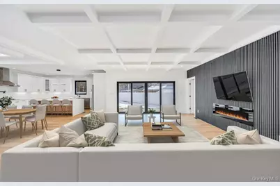 45 Ramble Lane, Levittown, NY 11756 - Photo 7