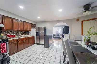 9 Patton Street, Brentwood, NY 11717 - Photo 13