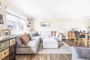 9 Golf Course Rd, Bellport, NY 11713 - Photo 3