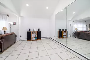 55 Bogart St, Huntington Station, NY 11746 - Photo 9