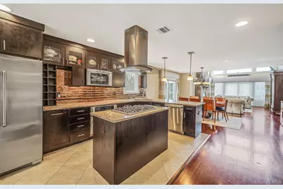 11 Theresa Lane, Port Jefferson, NY 11777 - Photo 11