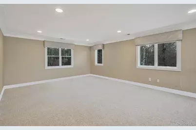 [Address not provided], Port Jefferson, NY 11777 - Photo 17