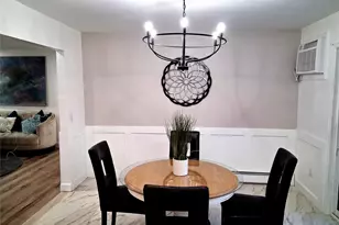 917 Sipp Ave, Patchogue, NY 11772 - Photo 13