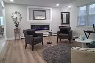 917 Sipp Ave, Patchogue, NY 11772 - Photo 11