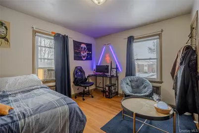 42 W Cedar Street, Poughkeepsie, NY 12601 - Photo 11