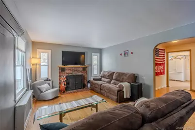 42 W Cedar Street, Poughkeepsie, NY 12601 - Photo 9