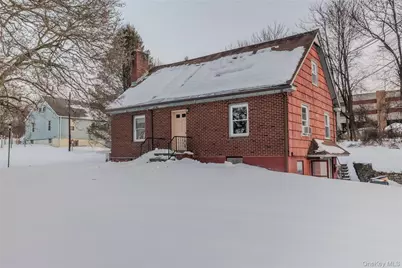 42 W Cedar Street, Poughkeepsie, NY 12601 - Photo 3